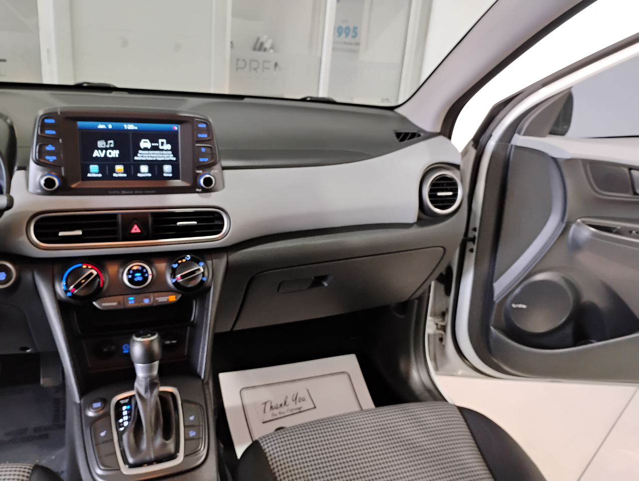 Hyundai Kona SEL w/Contrast Roof 2020