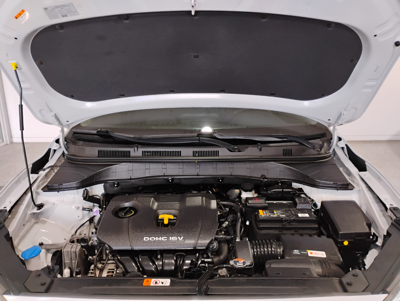 Hyundai Kona SEL w/Contrast Roof 2020