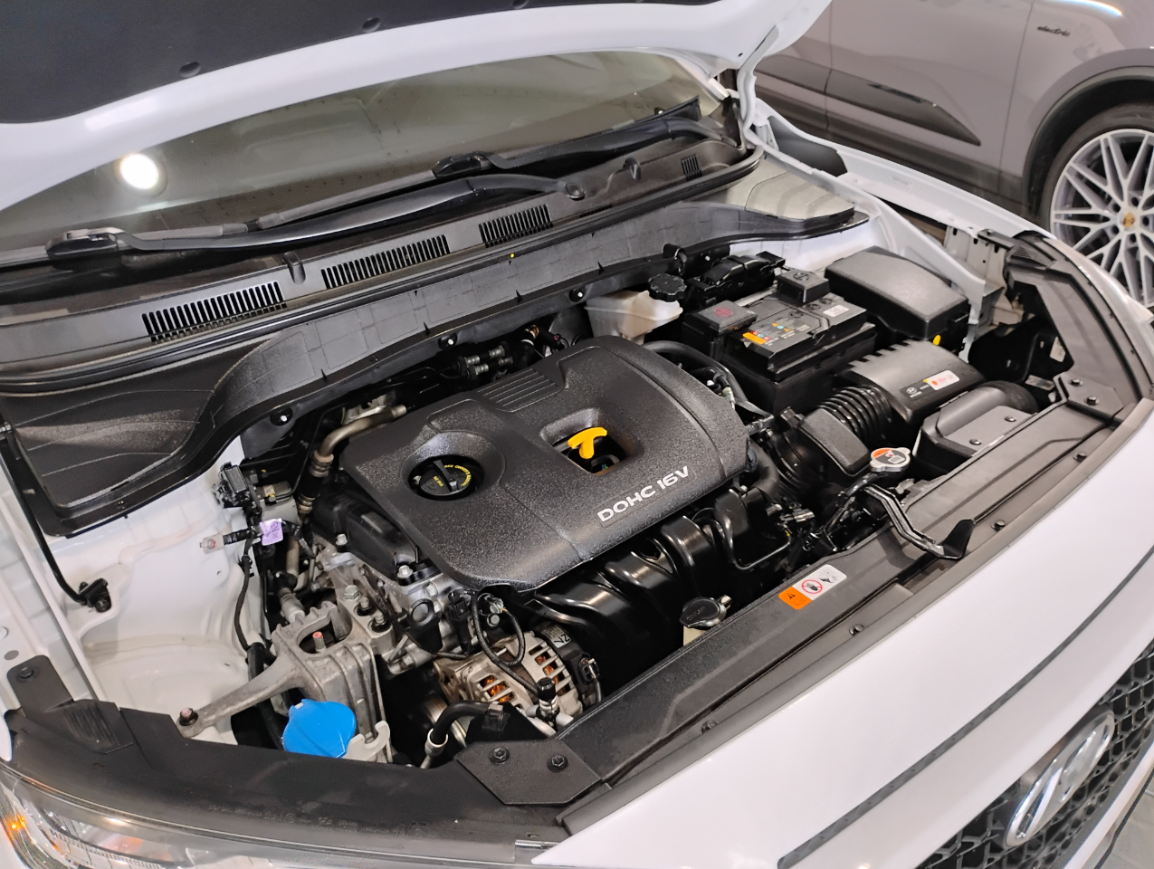 Hyundai Kona SEL w/Contrast Roof 2020