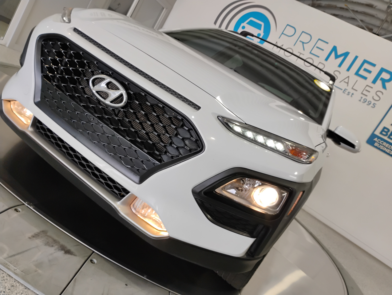 Hyundai Kona SEL w/Contrast Roof 2020