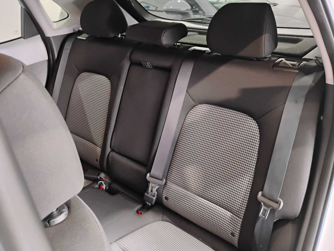 Hyundai Kona SEL w/Contrast Roof 2020