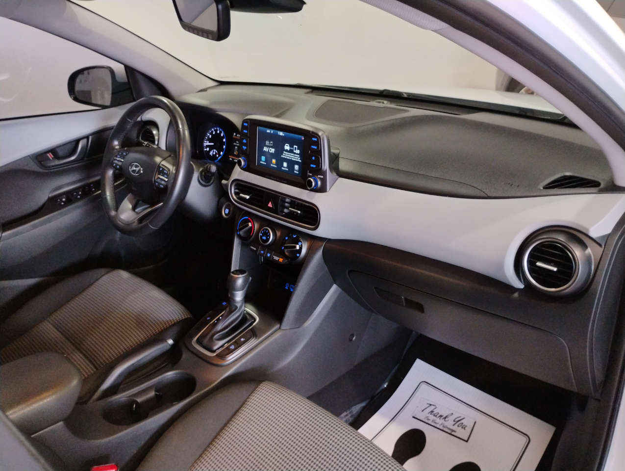 Hyundai Kona SEL w/Contrast Roof 2020