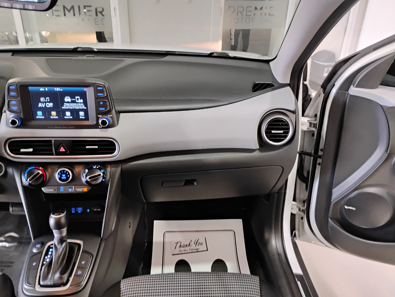 Hyundai Kona SEL w/Contrast Roof 2020