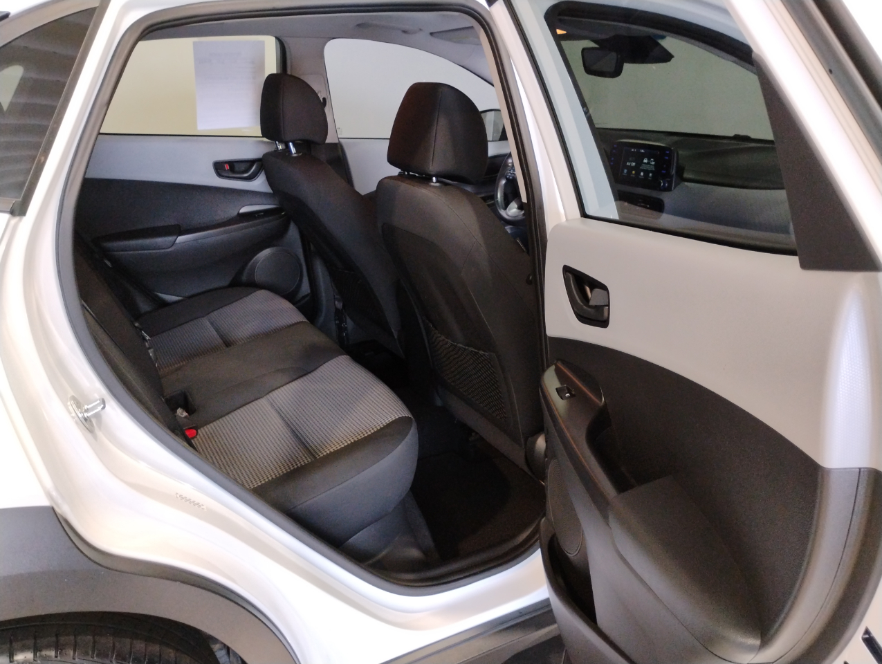 Hyundai Kona SEL w/Contrast Roof 2020