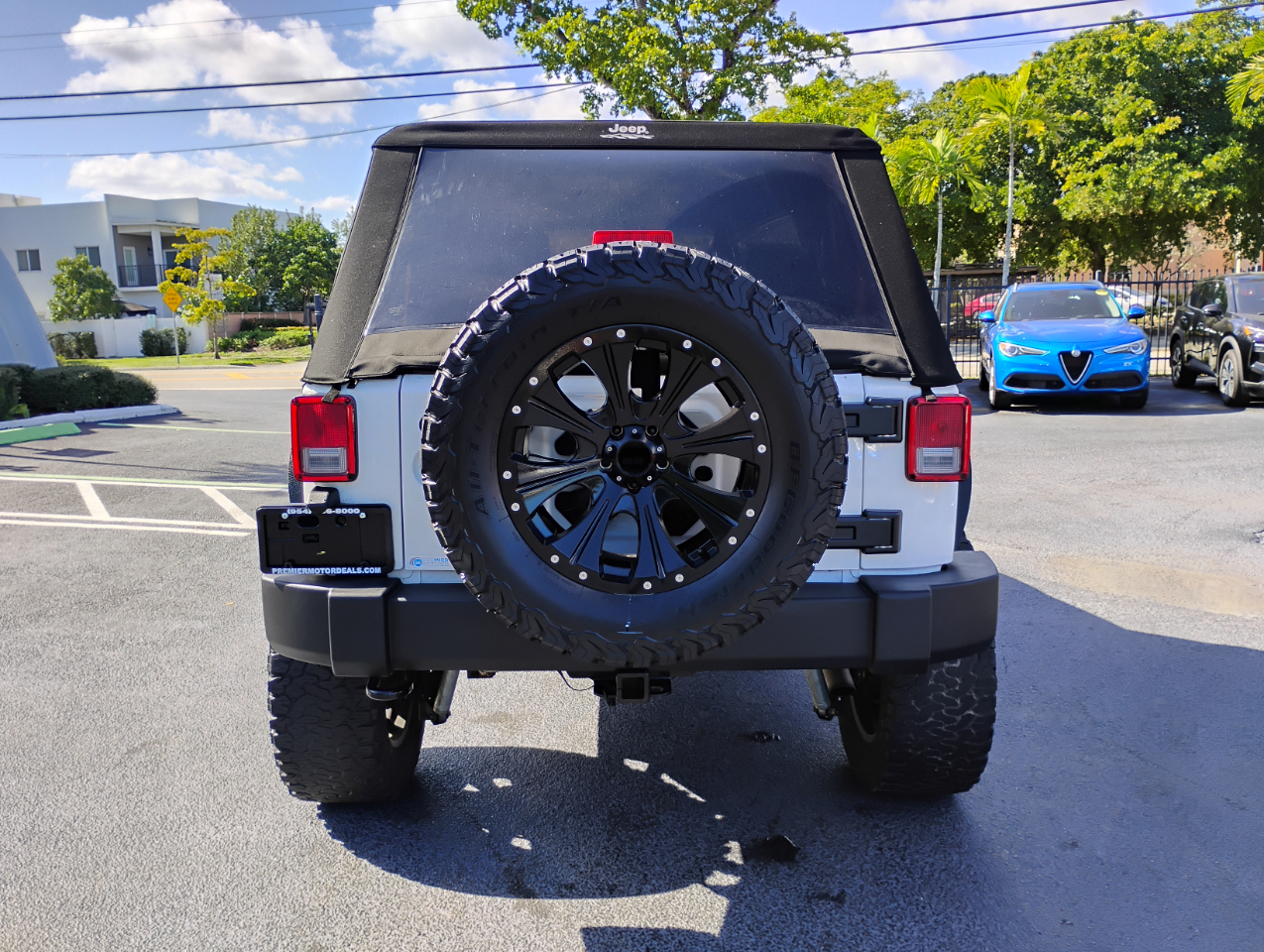 Jeep Wrangler Unlimited Sport 4WD 2015