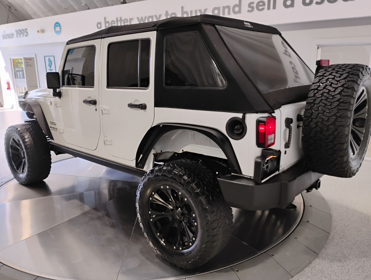Jeep Wrangler Unlimited Sport 4WD 2015