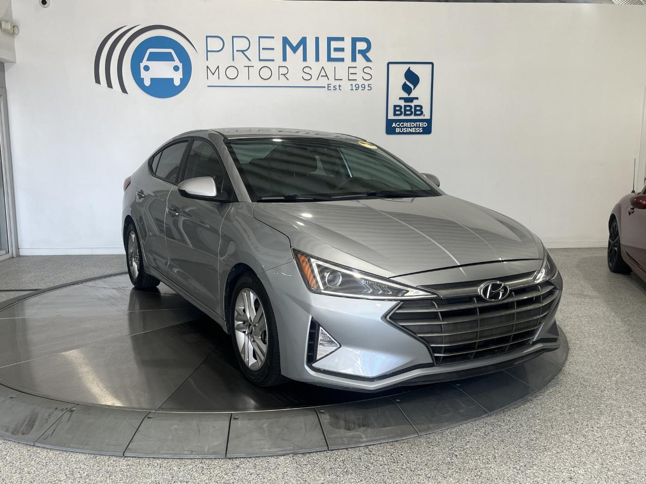 Hyundai Elantra SEL 2020