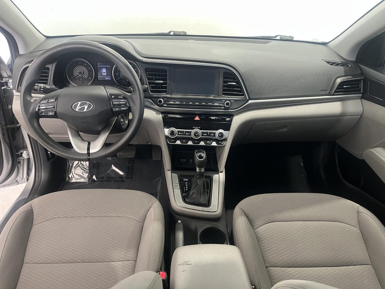 Hyundai Elantra SEL 2020
