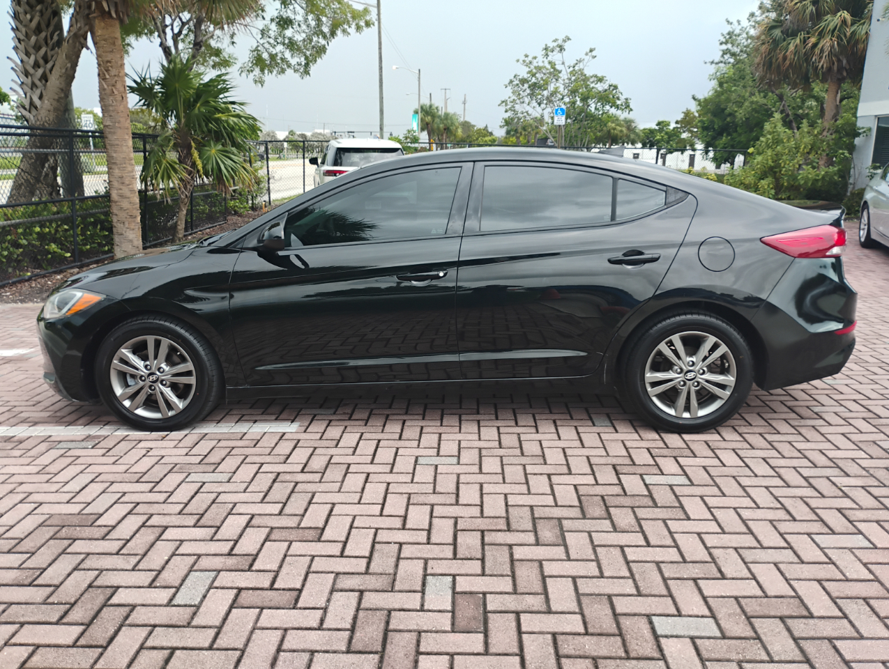 Hyundai Elantra SE Auto 2017
