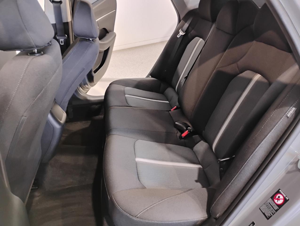 Hyundai Sonata SE 2021