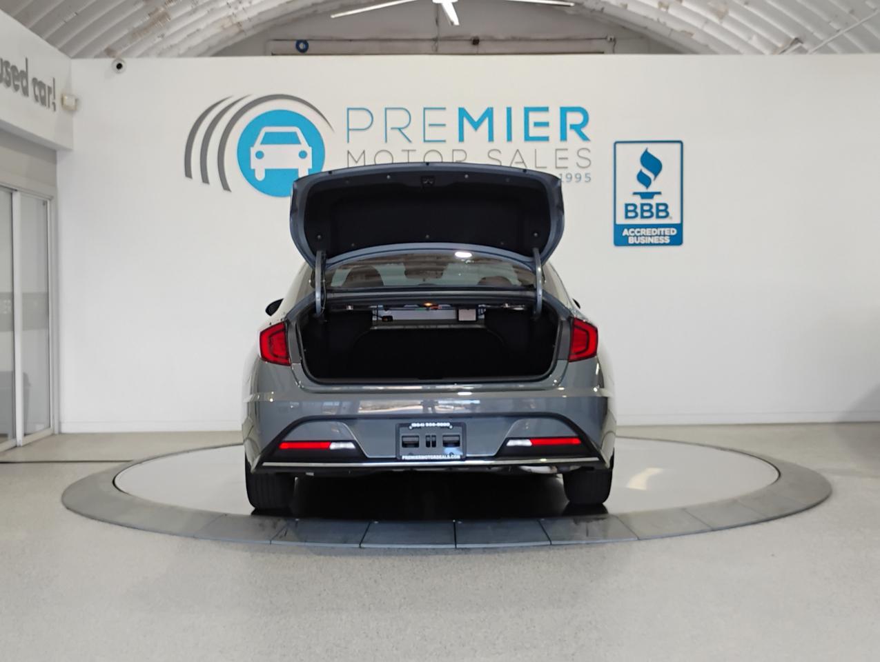 Hyundai Sonata SE 2021