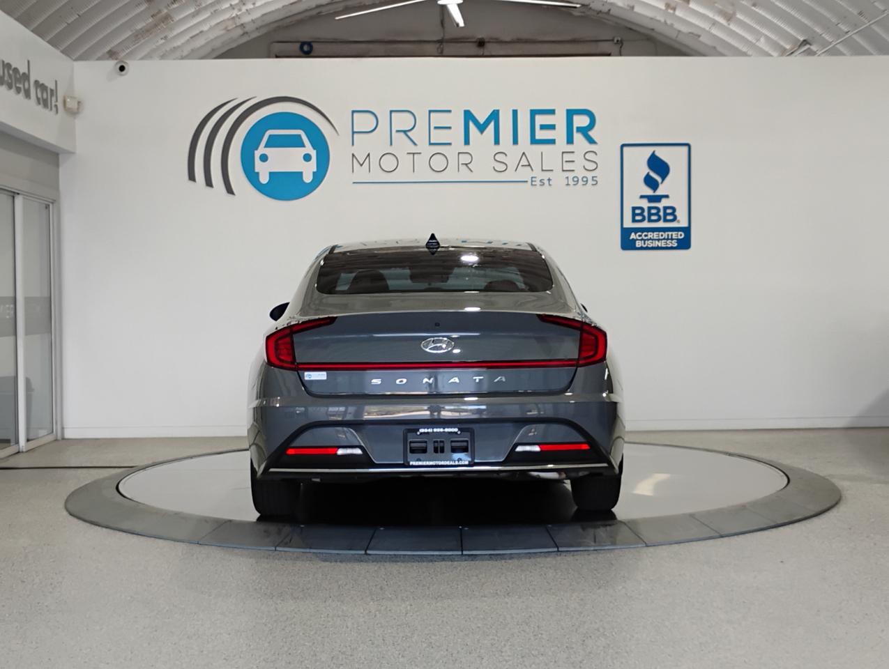 Hyundai Sonata SE 2021