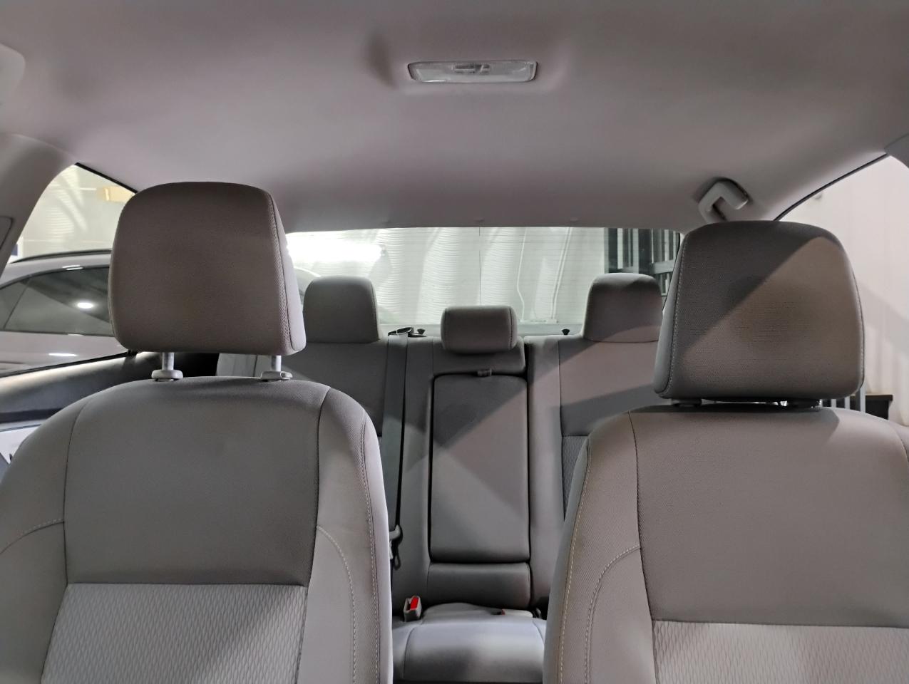 Toyota Corolla LE CVT 2016