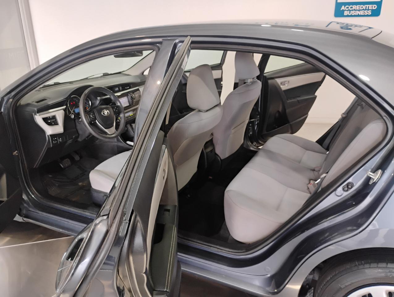 Toyota Corolla LE CVT 2016