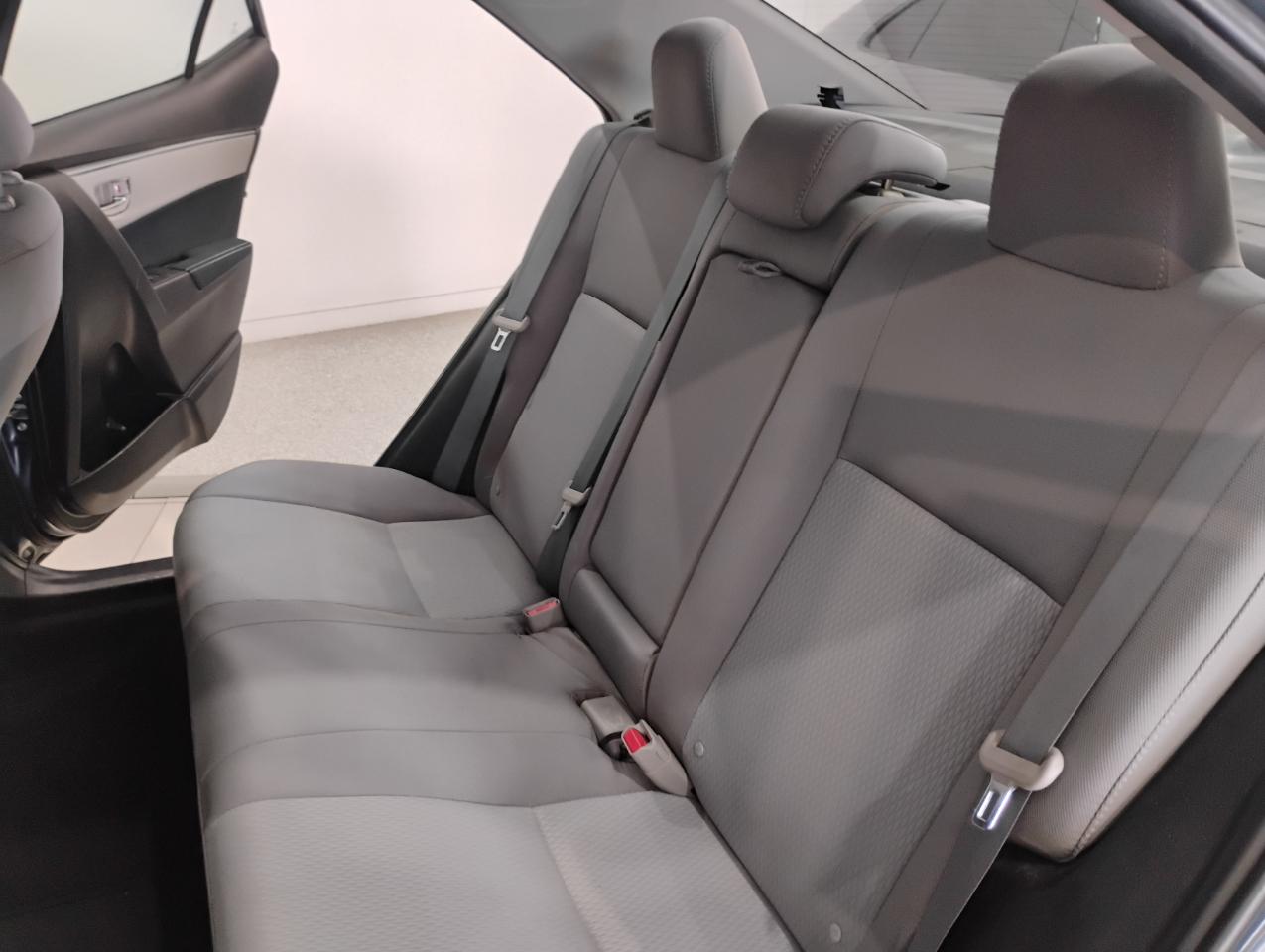 Toyota Corolla LE CVT 2016