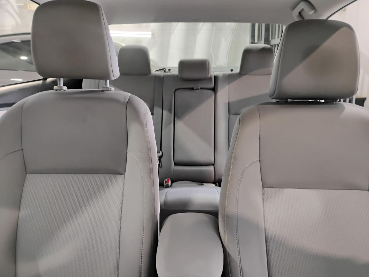 Toyota Corolla LE CVT 2016