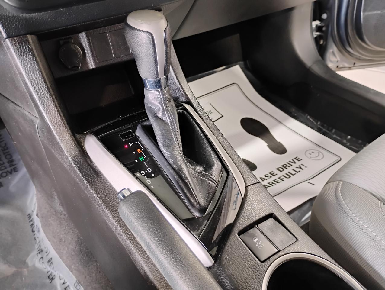 Toyota Corolla LE CVT 2016