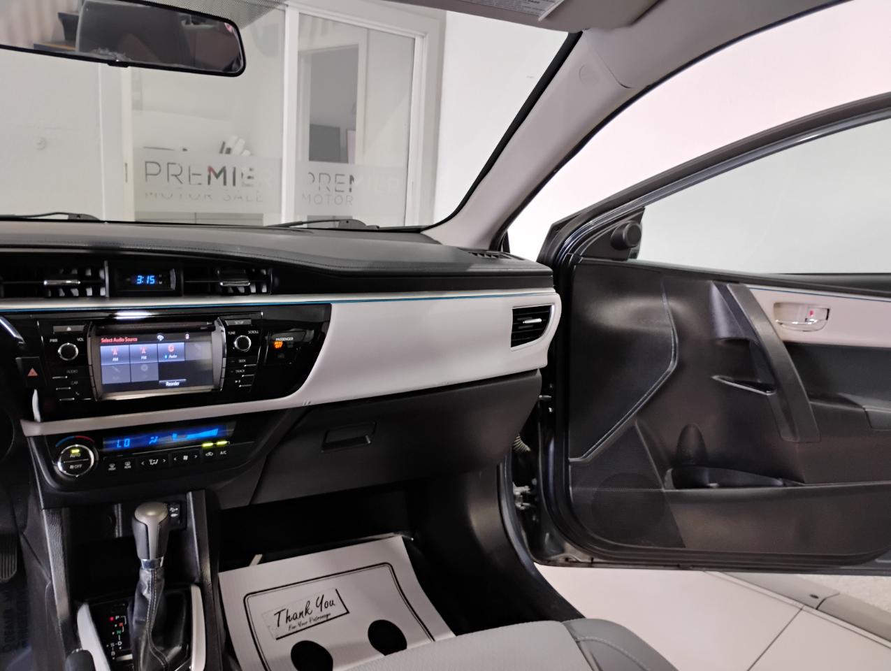 Toyota Corolla LE CVT 2016