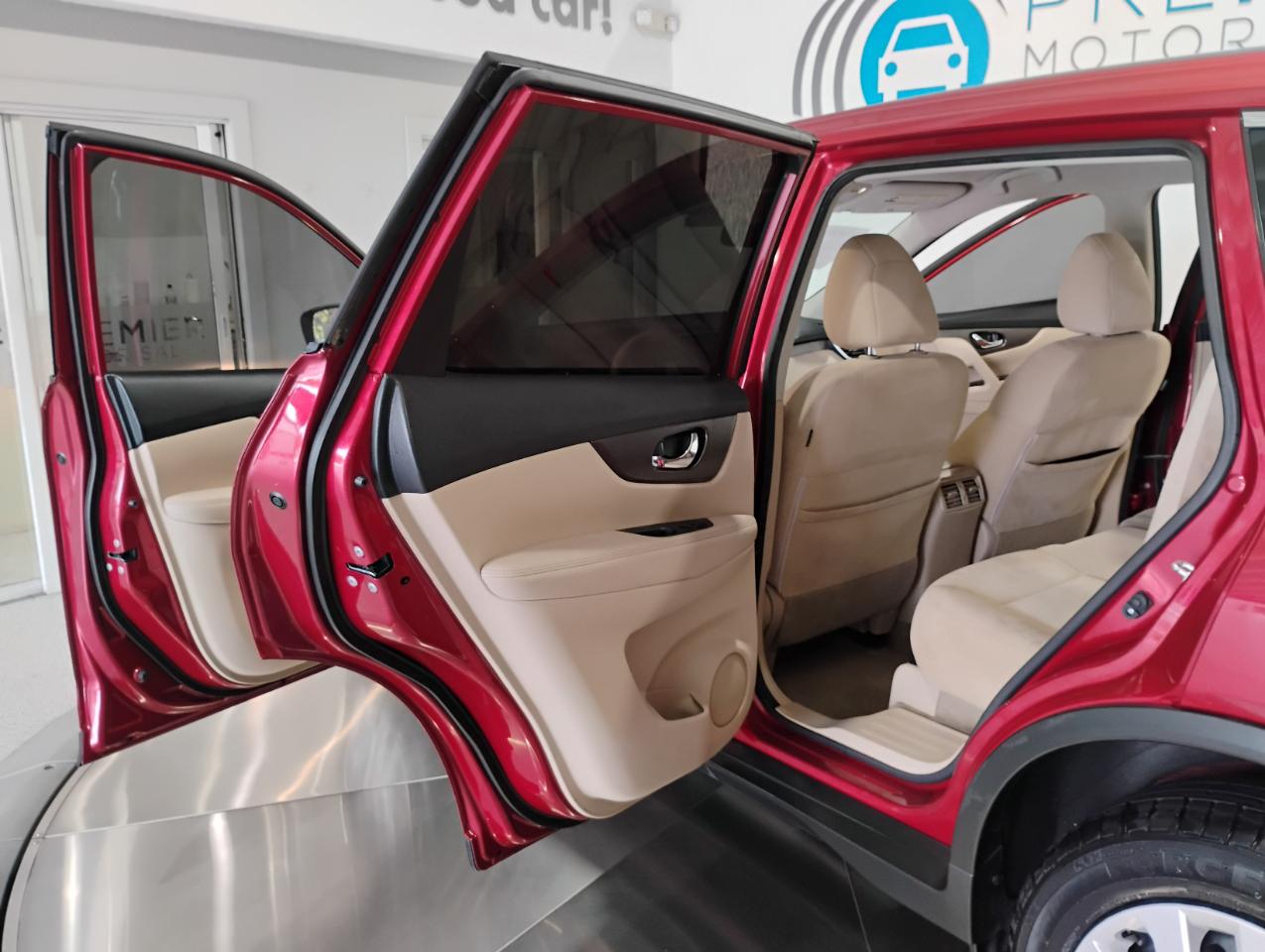 Nissan Rogue S 2WD 2015