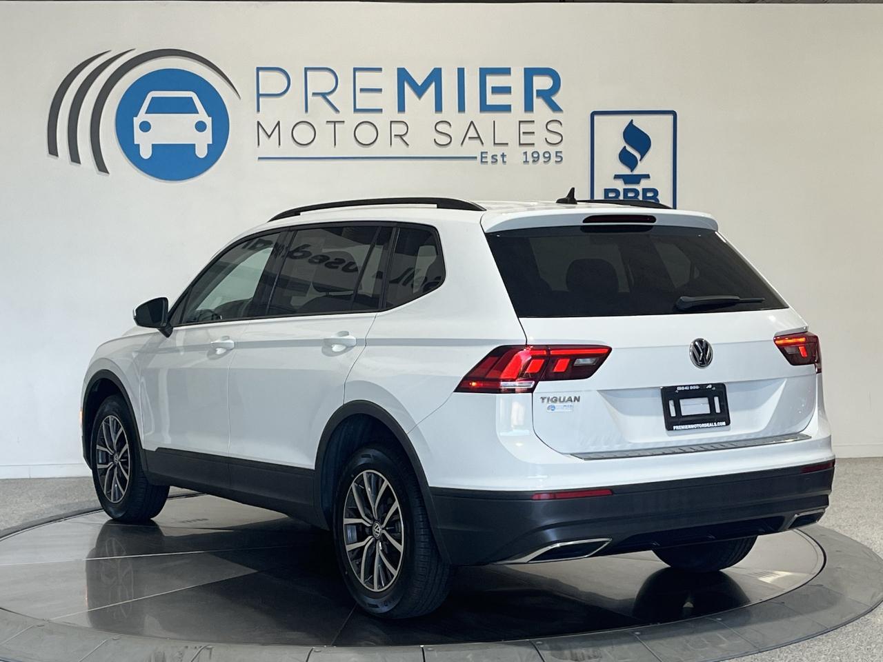 Volkswagen Tiguan S 2021