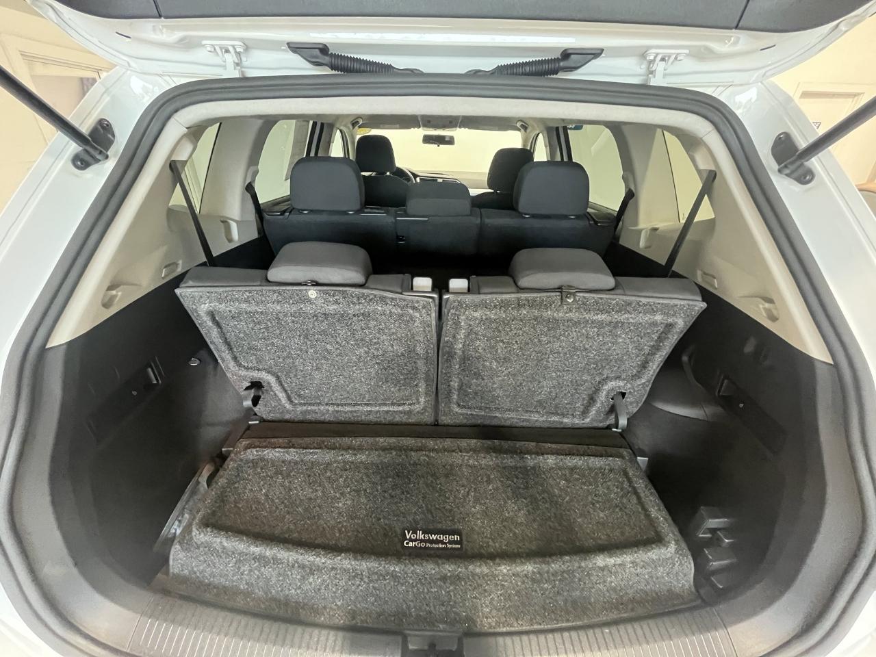 Volkswagen Tiguan S 2021