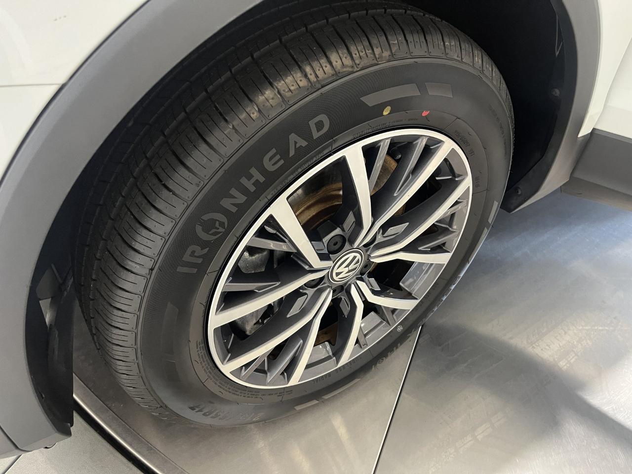 Volkswagen Tiguan S 2021
