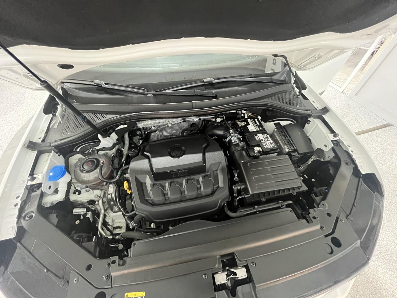 Volkswagen Tiguan S 2021