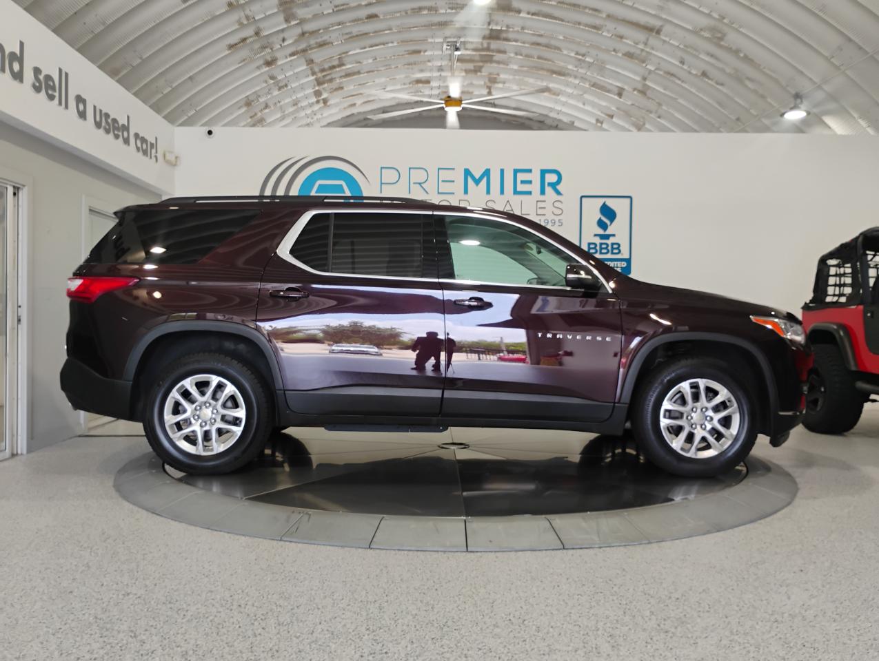 Chevrolet Traverse LT Cloth FWD 2021