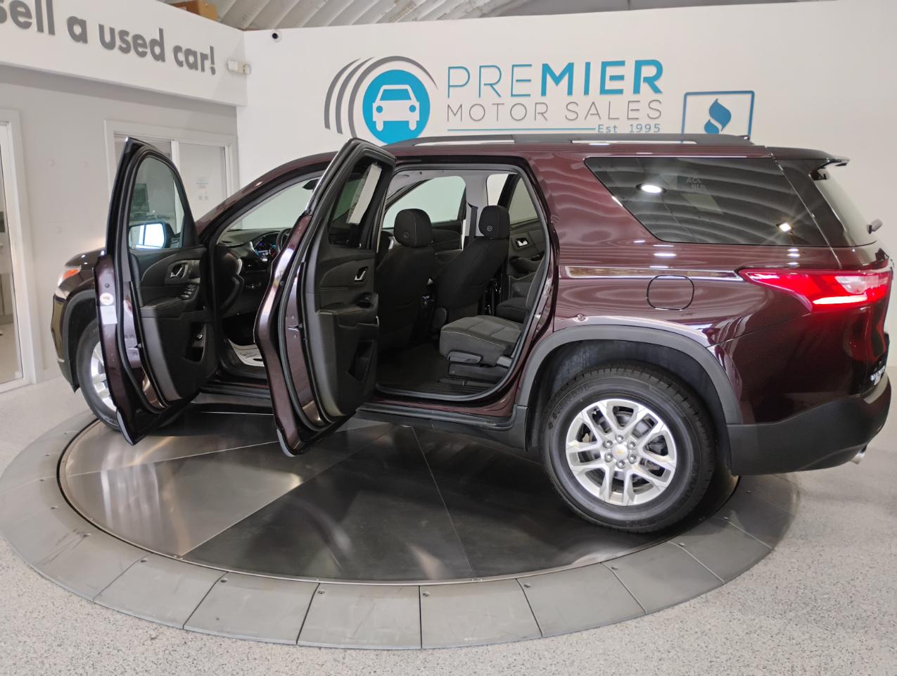 Chevrolet Traverse LT Cloth FWD 2021