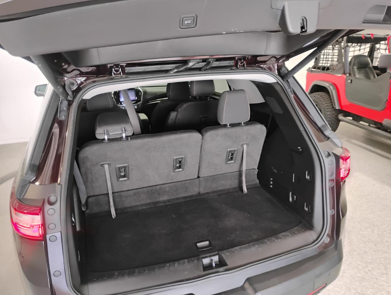 Chevrolet Traverse LT Cloth FWD 2021