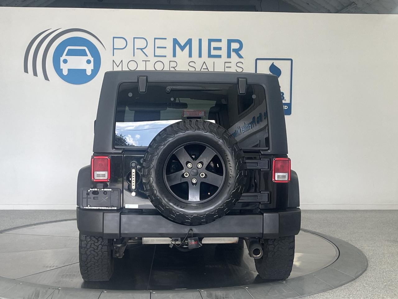 Jeep Wrangler Unlimited Sport 4WD 2015