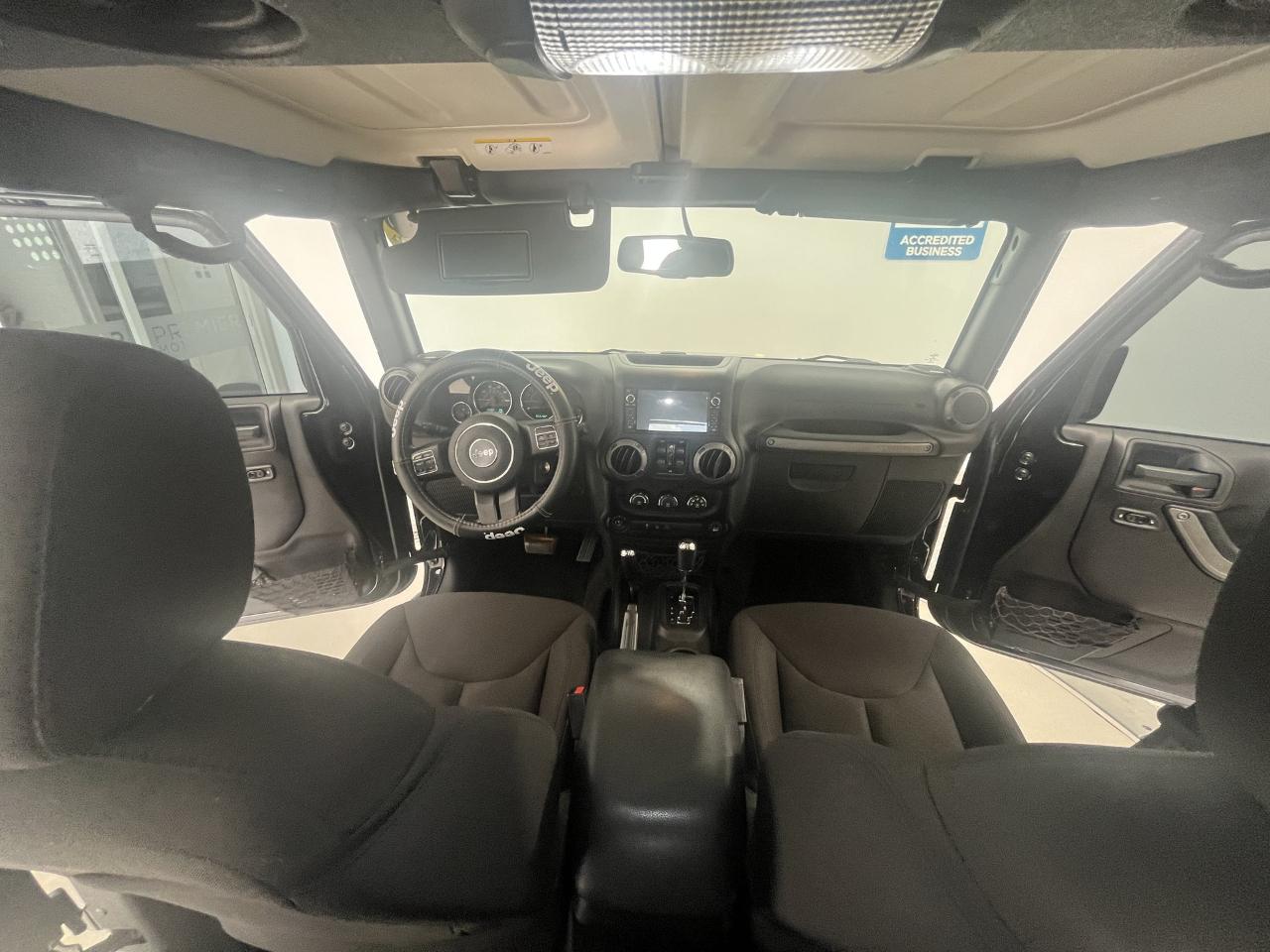 Jeep Wrangler Unlimited Sport 4WD 2015