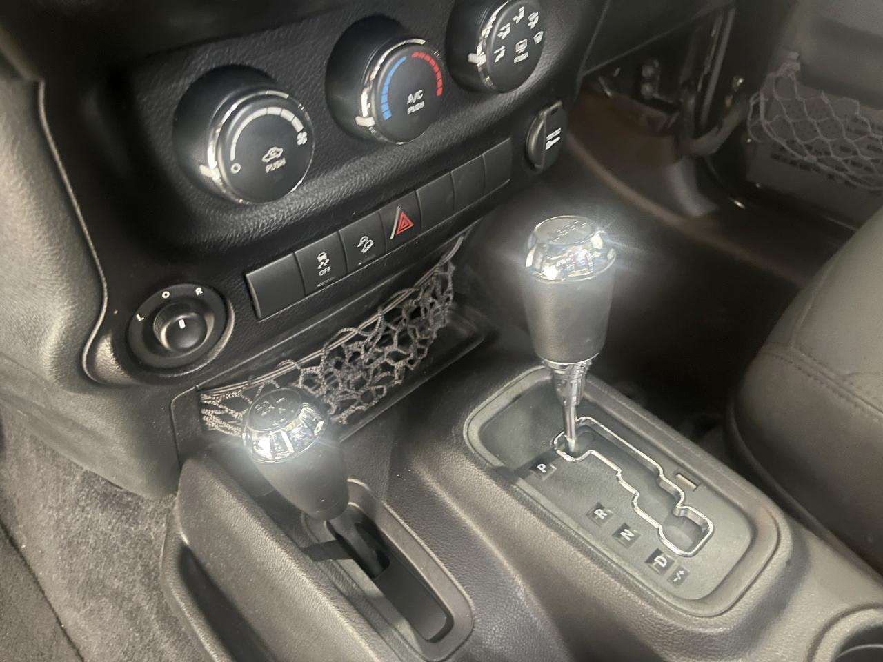 Jeep Wrangler Unlimited Sport 4WD 2015