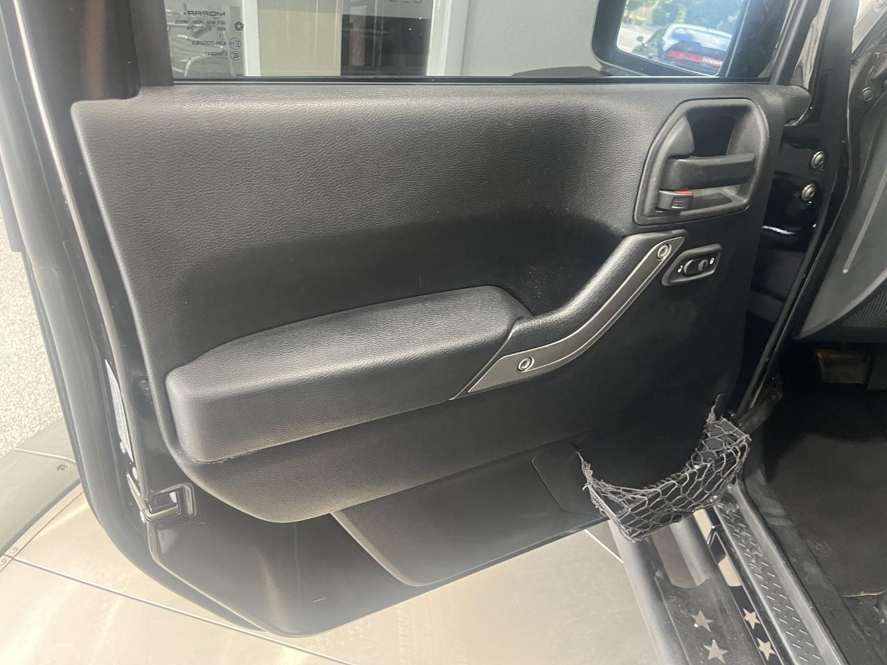 Jeep Wrangler Unlimited Sport 4WD 2015
