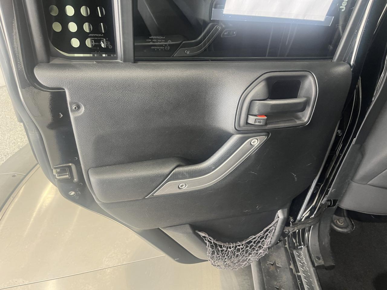 Jeep Wrangler Unlimited Sport 4WD 2015