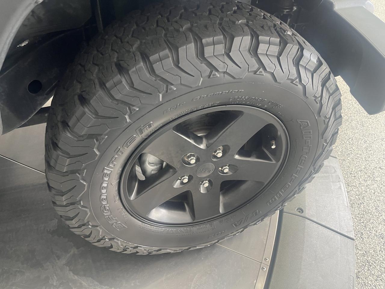 Jeep Wrangler Unlimited Sport 4WD 2015