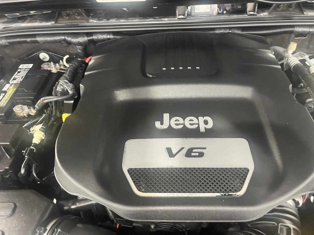 Jeep Wrangler Unlimited Sport 4WD 2015