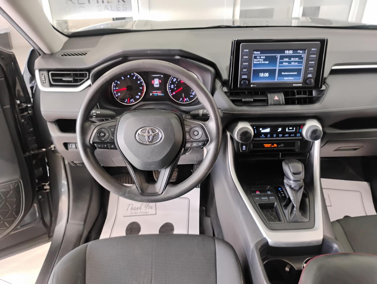 Toyota RAV4 LE 2021