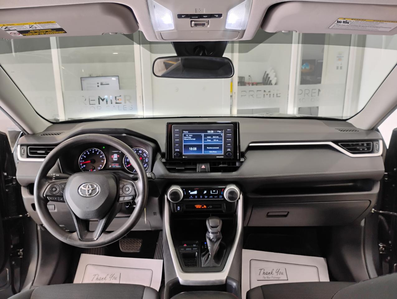Toyota RAV4 LE 2021