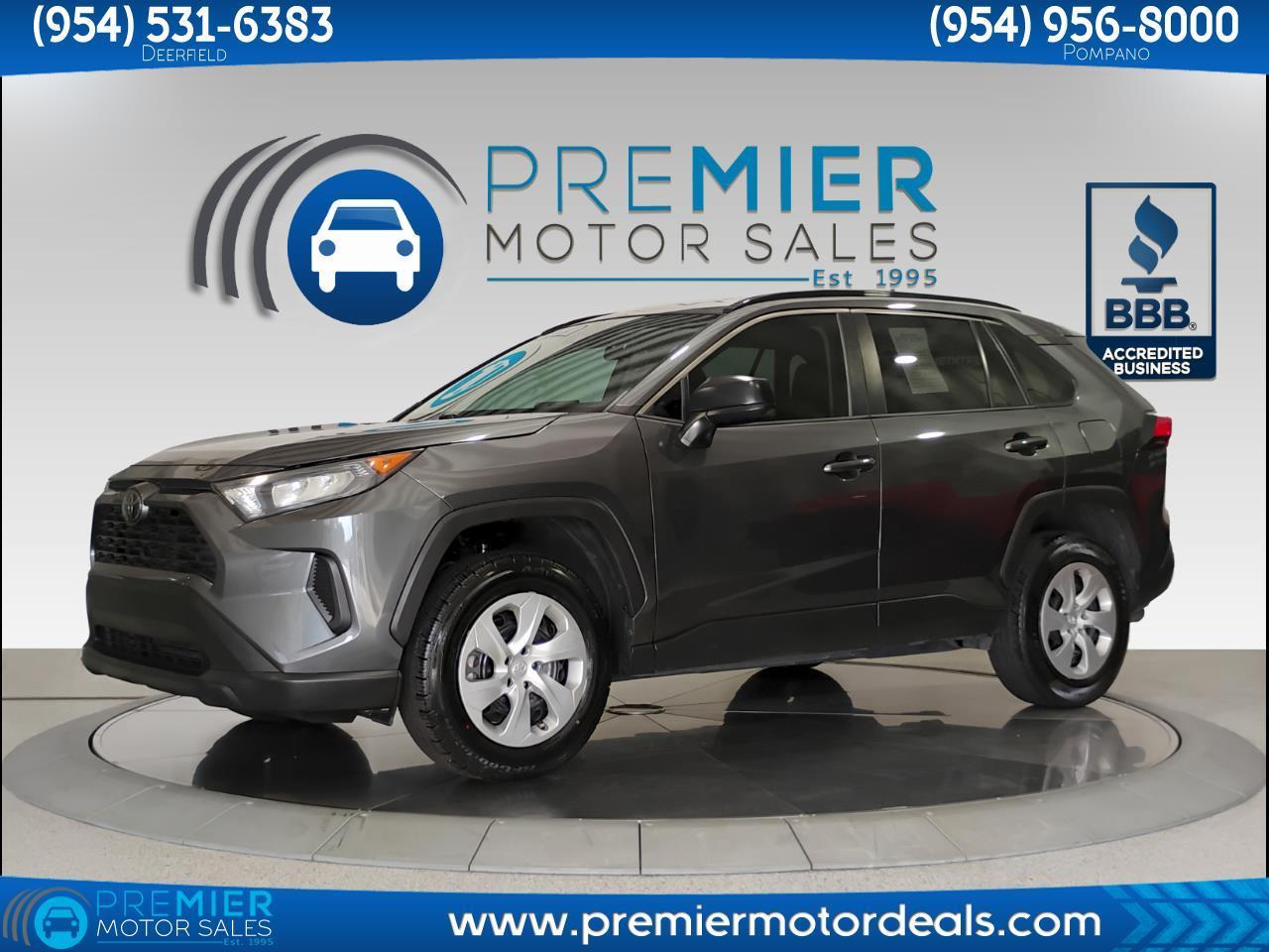 Toyota RAV4 LE 2021
