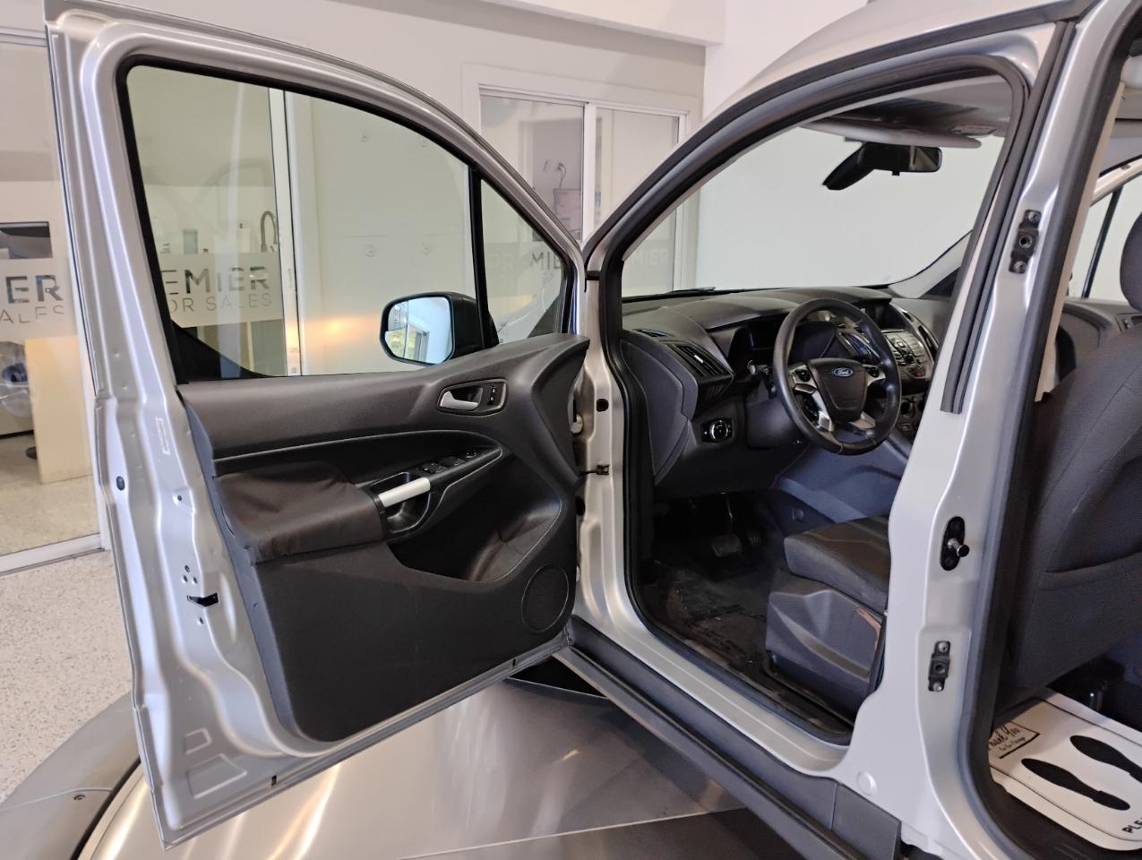 Ford Transit Connect Wagon XLT 2016