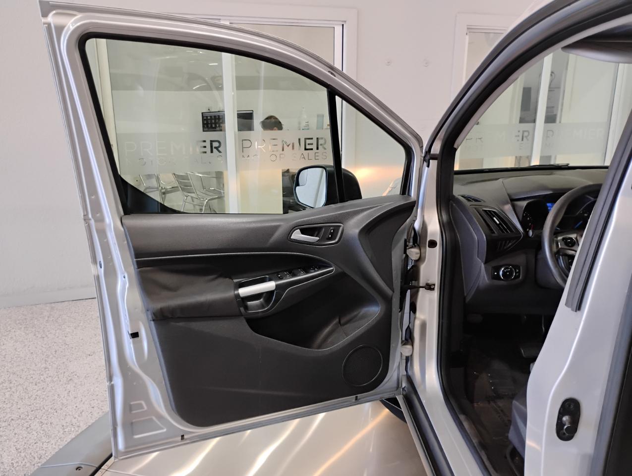 Ford Transit Connect Wagon XLT 2016