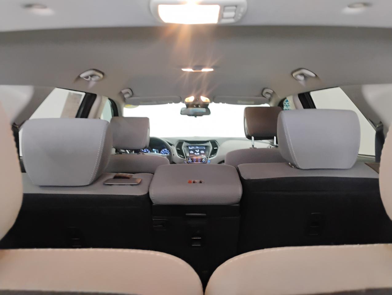 Hyundai Santa Fe SE FWD 2017