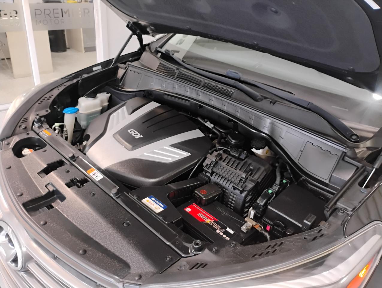 Hyundai Santa Fe SE FWD 2017