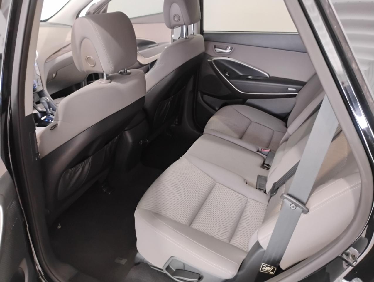 Hyundai Santa Fe SE FWD 2017
