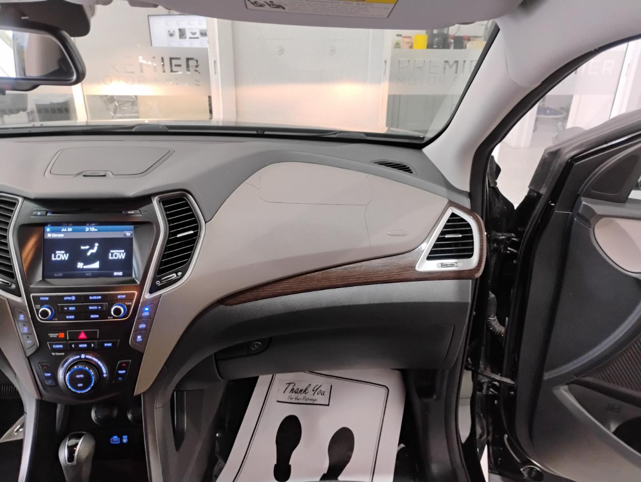 Hyundai Santa Fe SE FWD 2017