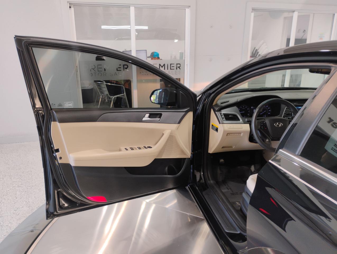 Hyundai Sonata SE 2017