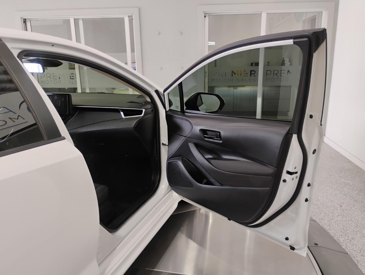 Toyota Corolla LE 2023