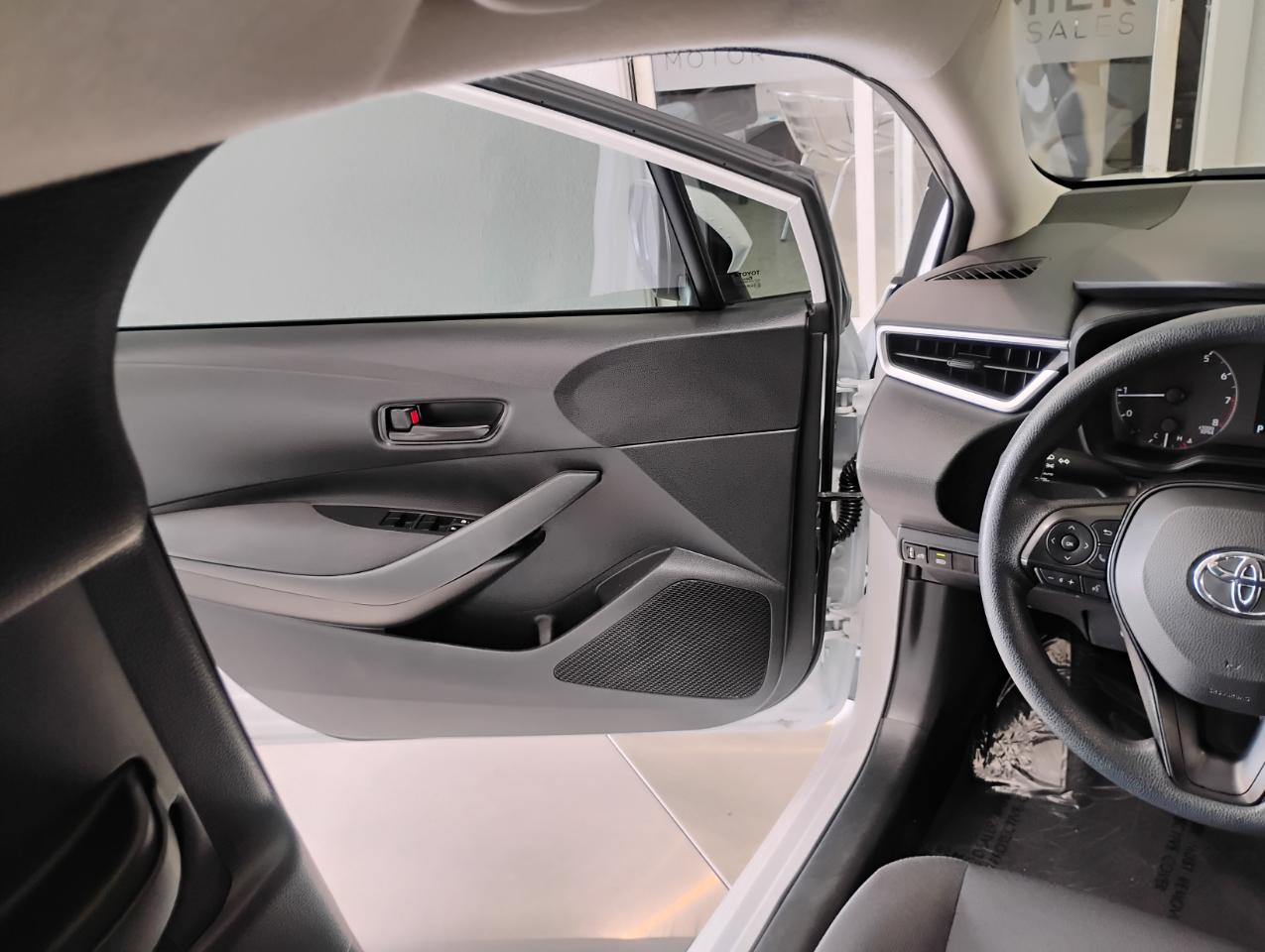 Toyota Corolla LE 2023