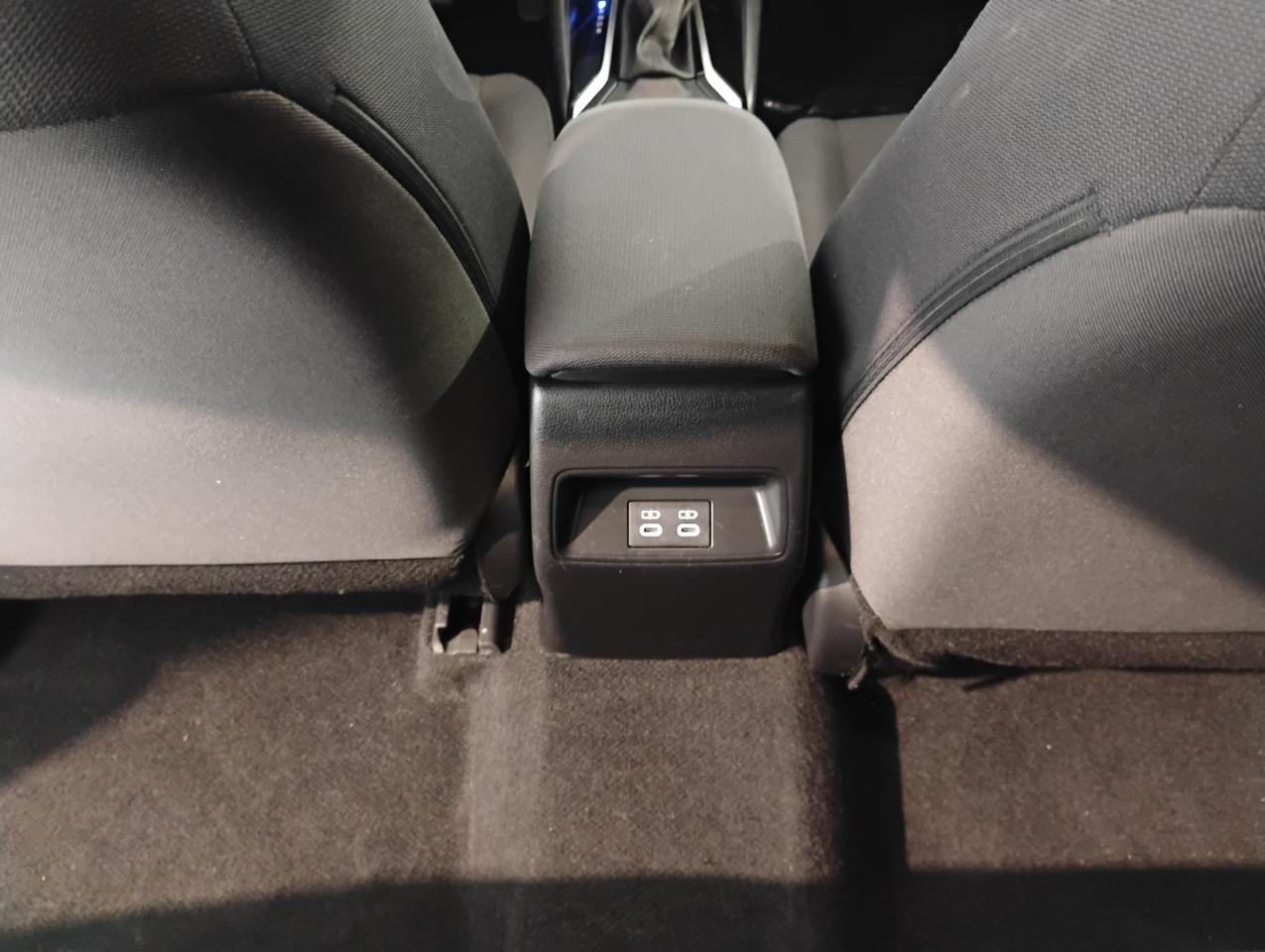Toyota Corolla LE 2023
